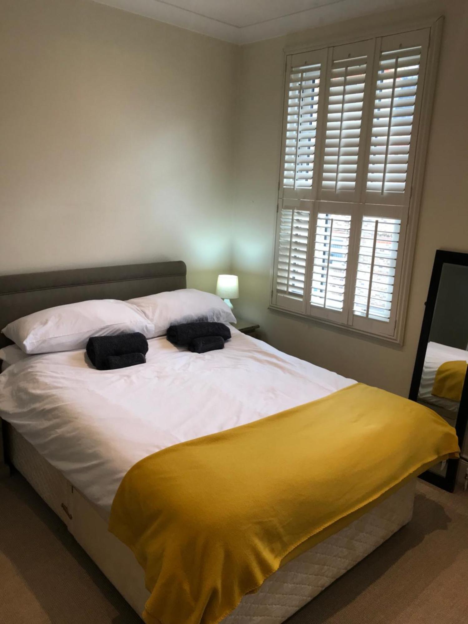 Stylish & Spacious 3 Bed Victorian House Sleeps Up To 7 - Near O2, Museums, Excel, Mazehill Station 12 Mins Direct Into London Bridge Villa Esterno foto